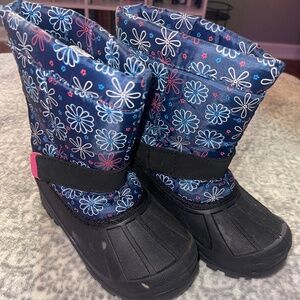 Girls Snow Boots 💕